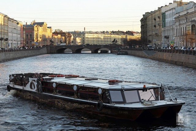 В Петербурге пройдет карнавальный круиз по рекам и каналам
