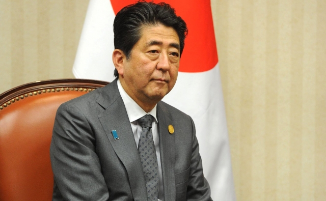 Кого в Японии разозлило стремление Абэ к тайным переговорам о Курилах