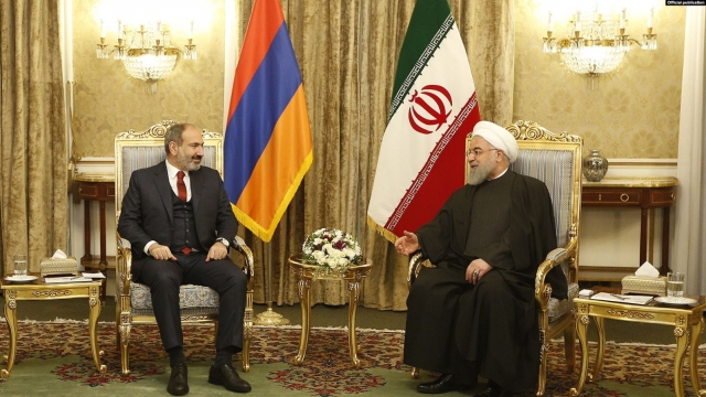 Никол Пашинян и Хасан Рухани