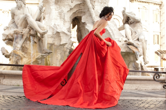 В Музее декоративного искусства проходит выставка «60 лет итальянской моды»