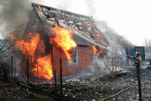 Выясняют причины пожаров, из-за которых вводили режим ЧС в Оренбуржье