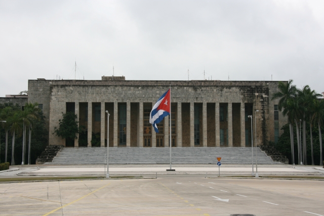Дмитрий Медведев в октябре посетит Кубу