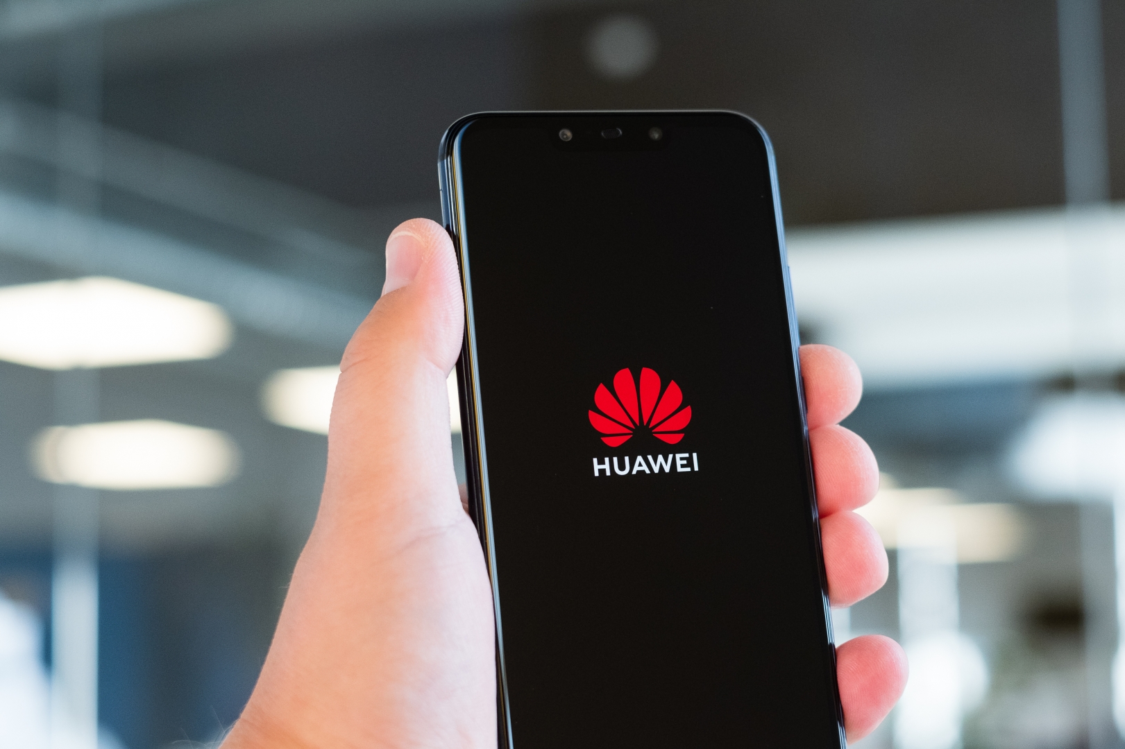 huawei удаляет фотографии