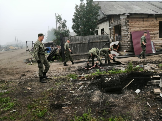 Росгвардия направила в иркутский город Тулун дополнительные силы