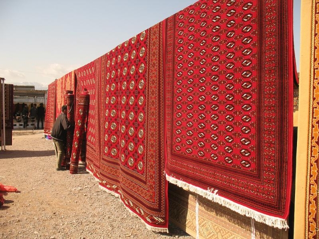 Туркмения может начать поставлять ковры в Саудовскую Аравию