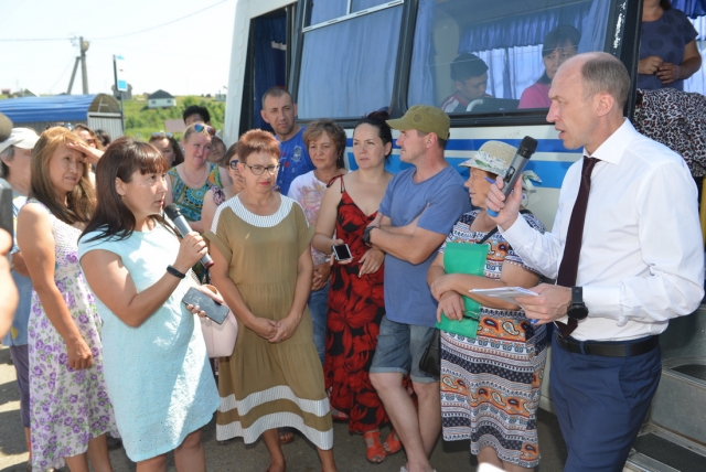 Врио губернатора Республики Алтай встречается с жителями Горно-Алтайска