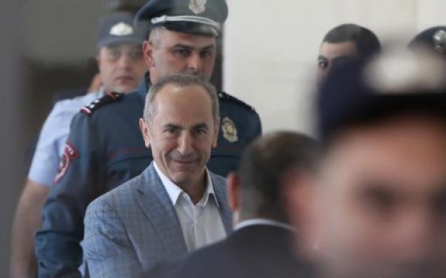Адвокаты заявили о бессрочном аресте экс-президента Армении