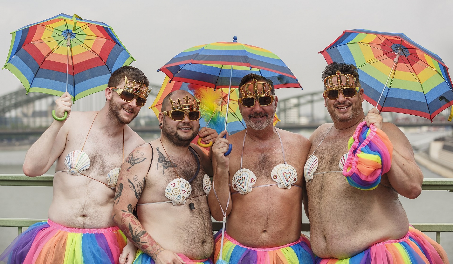 Гей парады: что это такое и почему они настолько популярны в странах Запада