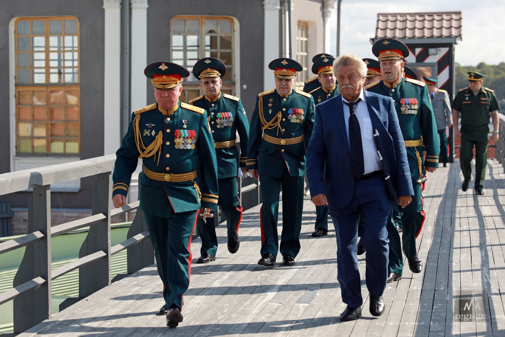 Фото журавлев александр александрович