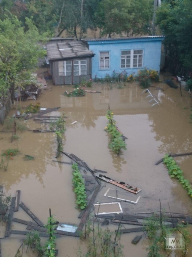 Частный сектор топит во Владивостоке