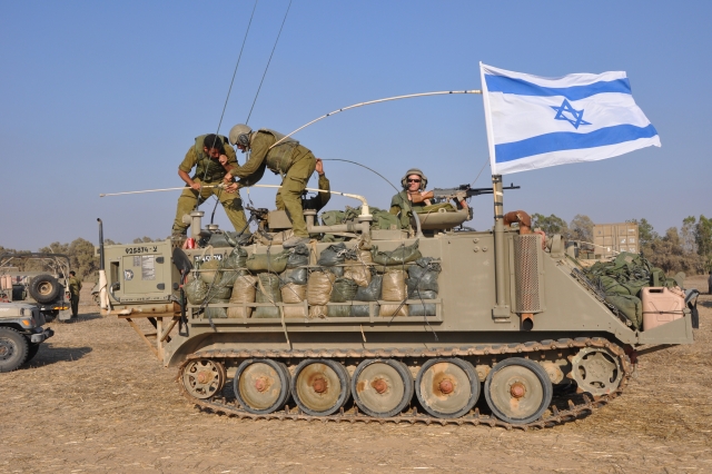 Военные Израиля нанесли ответный удар по территории Ливана