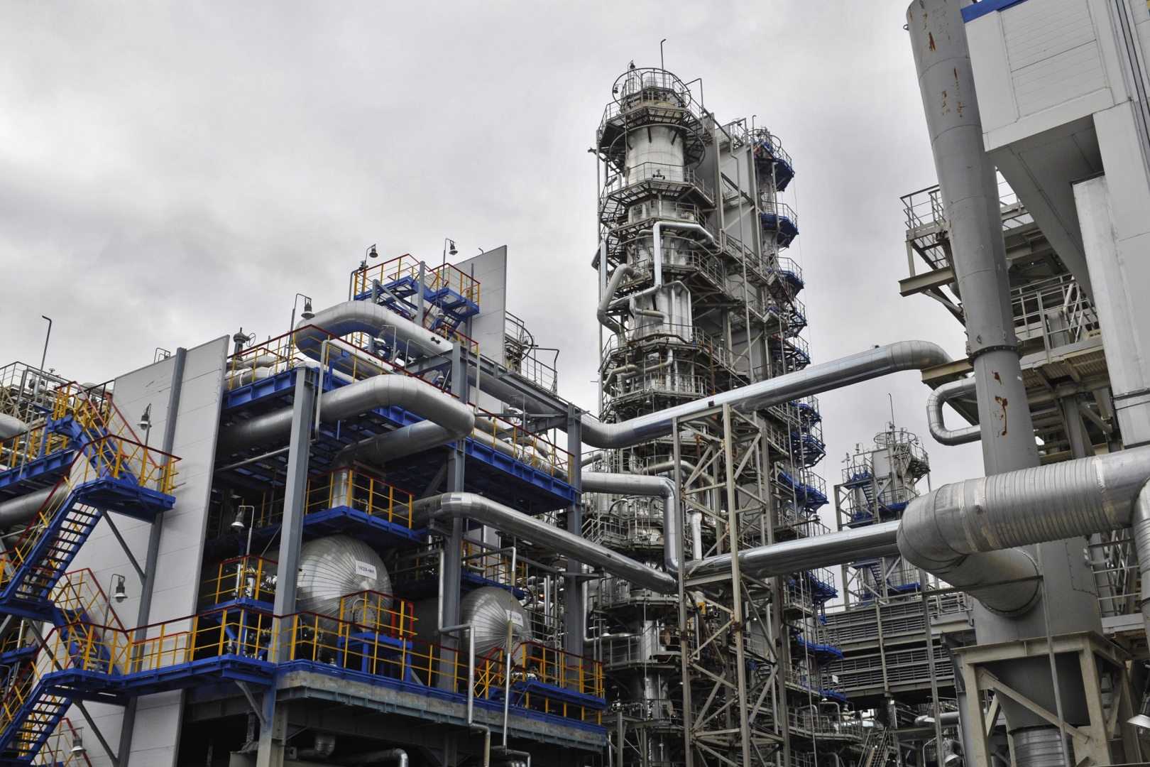 На тюменском Антипинском НПЗ введена процедура наблюдения - ИА REGNUM