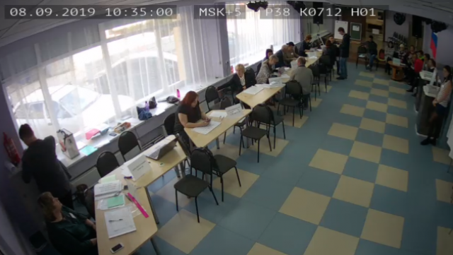 На избирательных участках в Иркутске пока совсем мало избирателей