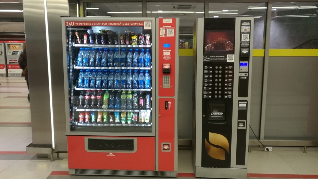 Более 70 вендинговых автоматов установили в метро Москвы с начала 2019 года