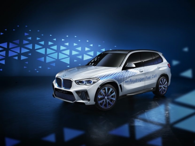 BMW X5 i Hydrogen Next