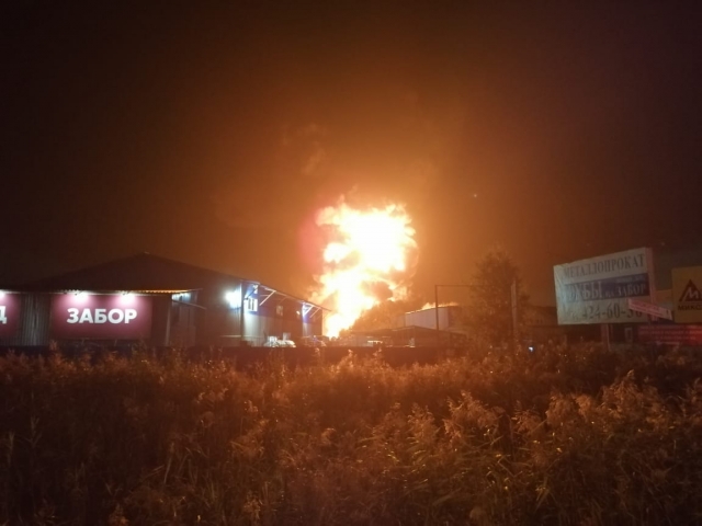 Объявлена локализация крупного пожара на складе ГСМ в Нижнем Новгороде