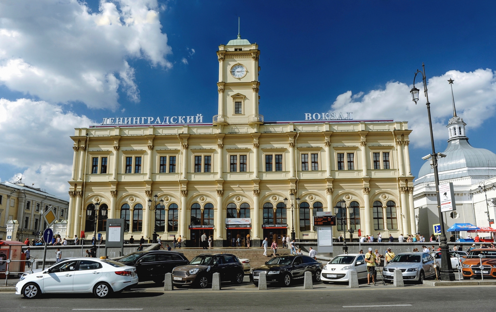 Ленинградский вокзал Москва
