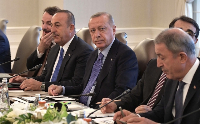 Эрдоган: На сирийско-турецкой границе террористических коридоров не будет