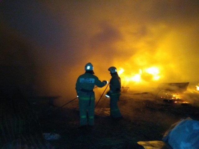 Пожар в Александровске-Сахалинском стал причиной ввода в городе режима ЧС