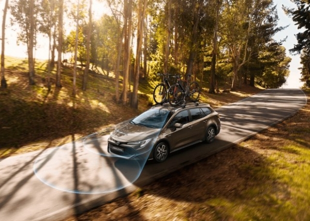 Toyota представила внедорожную версию Corolla TREK для велосипедистов