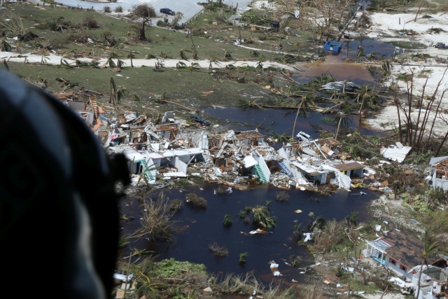 Разрушения после урагана Дориан