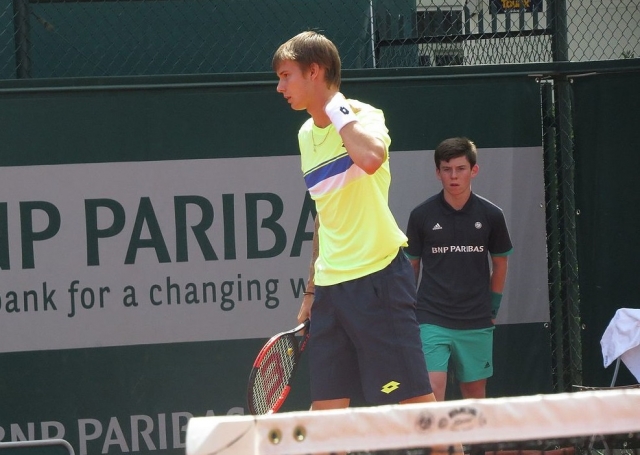 Теннисист Александр Бублик вышел в финал турнира в Ченду