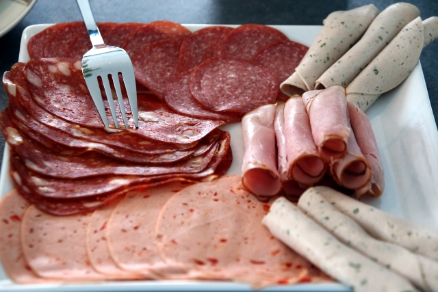 После гибели двух потребителей в Гессене закрывается производство колбас