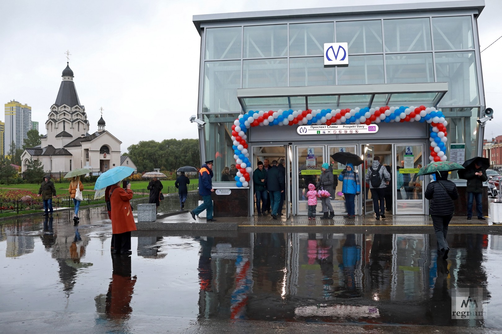 метро проспект славы санкт петербург