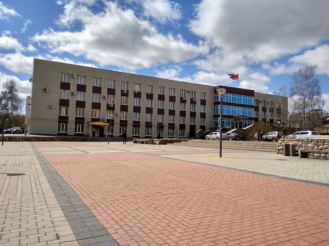 Здание администрации Тукаевского района 