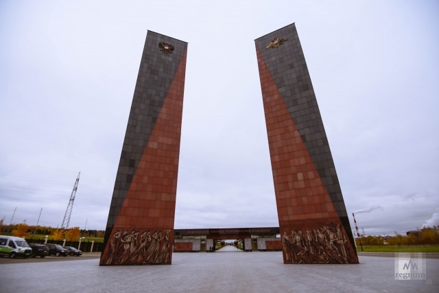 Федеральное военное мемориальное кладбище. Военно-мемориальное кладбище в Мытищах. Федеральное военное кладбище в Мытищах. Военный мемориал в Мытищах. Мытищинское мемориальное военное кладбище.