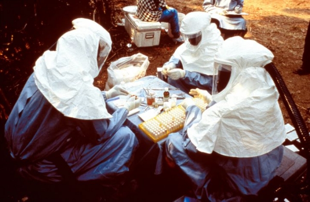 Роспотребнадзор поможет странам Африки бороться с чумой и лихорадкой Эбола