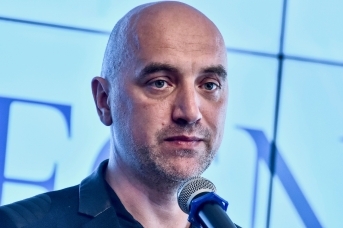 Захар Прилепин