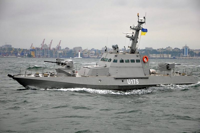 Представители США посетили стоянку кораблей ВМС Украины возле Мариуполя