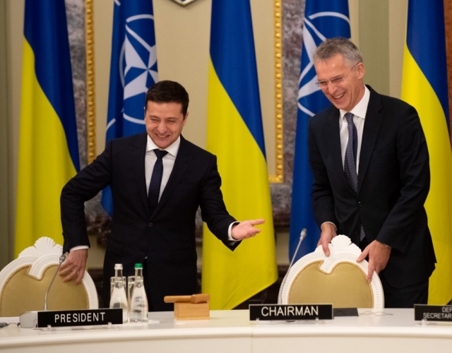 Президент Украины Владимир Зеленский и глава НАТО Йенс Столтенберг