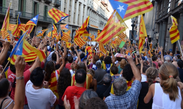 В Барселоне проходит акция протеста из-за визита короля Испании
