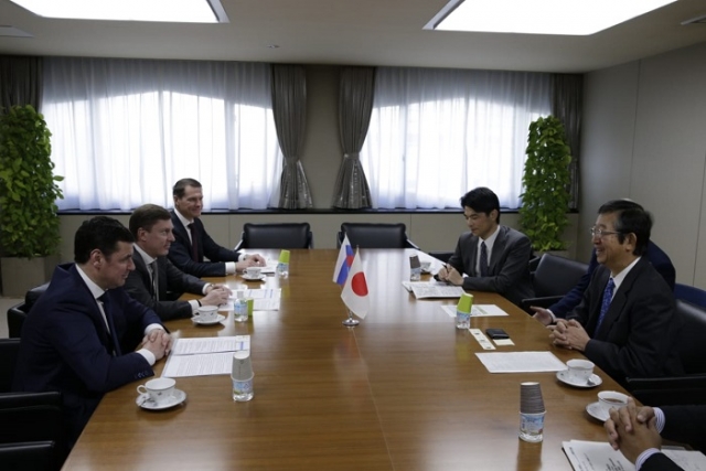 Ярославский губернатор Миронов встретился с промышленниками в Японии