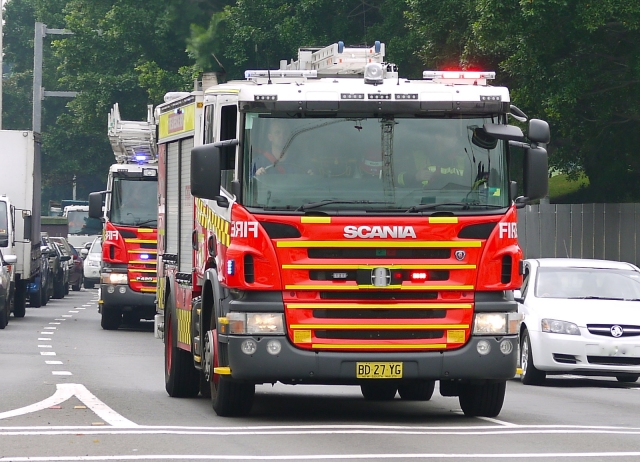 Трое погибли и пятеро пропали без вести в результате пожаров в Австралии