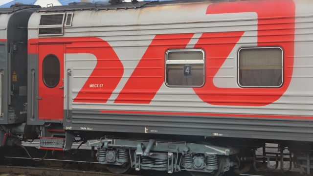 У фирменного поезда Москва – Белгород на ходу отцепились вагоны