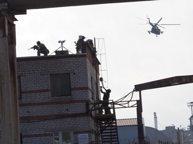На крупном комбинате под Белгородом силовики задержали «террористов»