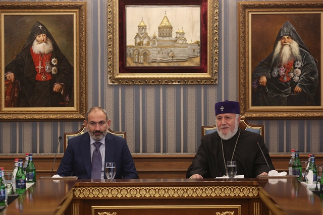 Ватикан и Ереван: возвратятся ли Армения и Эчмиадзин в Турцию