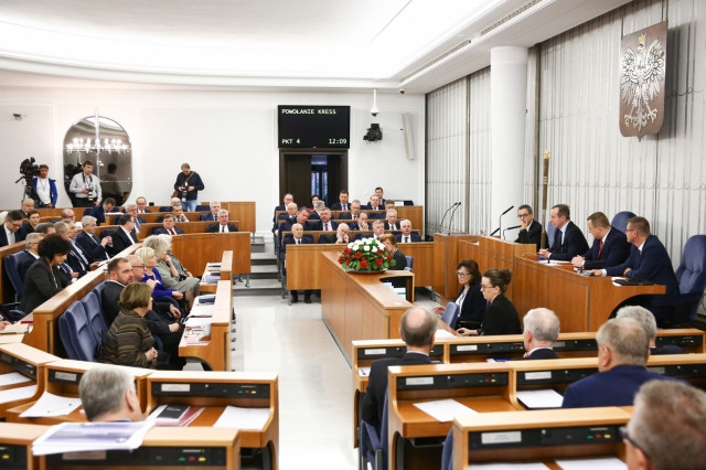 В Сенате Польши сформировано 15 постоянных комиссий