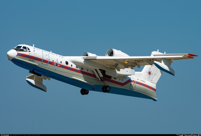 МЧС России отправляет дополнительную авиацию для тушения пожаров в Абхазии