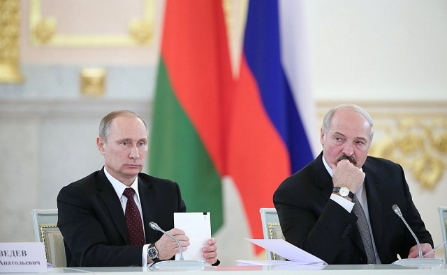 Владимир Путин и Александр Лукашенко  на заседании Высшего Государственного Совета Союзного государства 