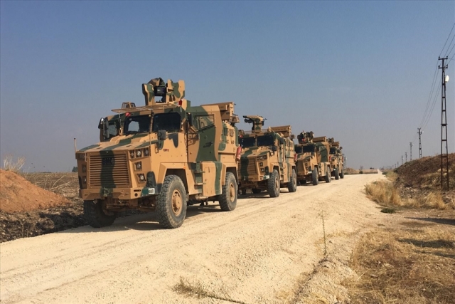 Сирийские курды подожгли броневик «Тайфун» российского патруля