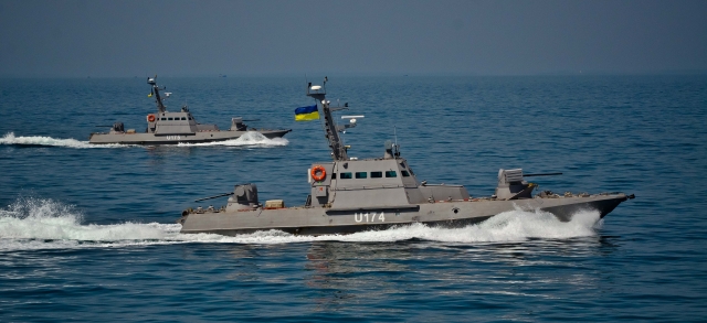 Министр обороны Украины нашёл «победу» в передаче Киеву кораблей