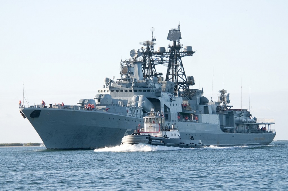Корабли России и Китая вышли в Японское море на совместные учения