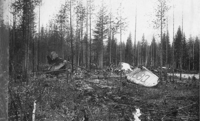 Место катастрофы под Архангельском самолета на котором летел в Москву Т. Антикайнен. 10 октября 1941