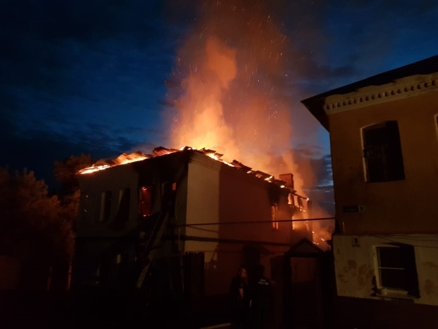 В калужском Боровске завершено расследование гибели на пожаре трёх человек