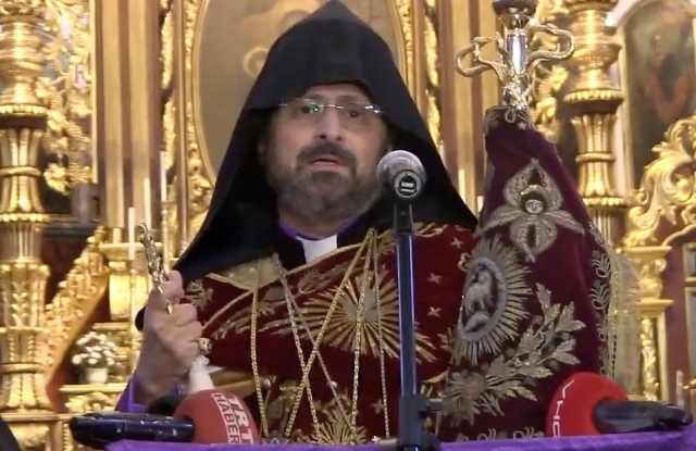 Армянский Константинопольский патриарх Саак Машалян 