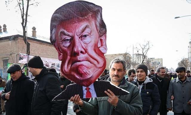 Портрет Дональда Трампа на антиамериканской демонстрации в Иране 